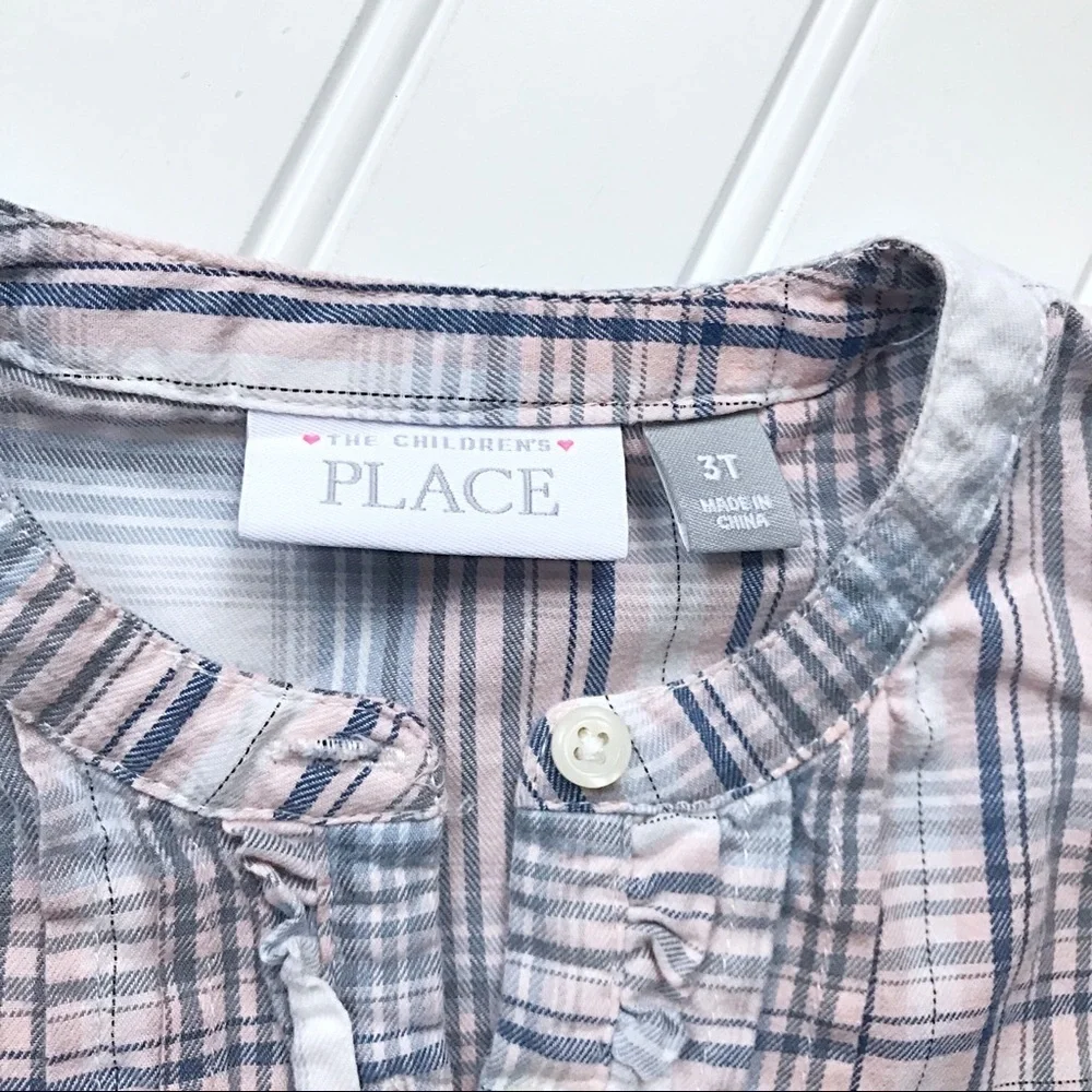 •The Children’s Place• plaid flannel tunic top